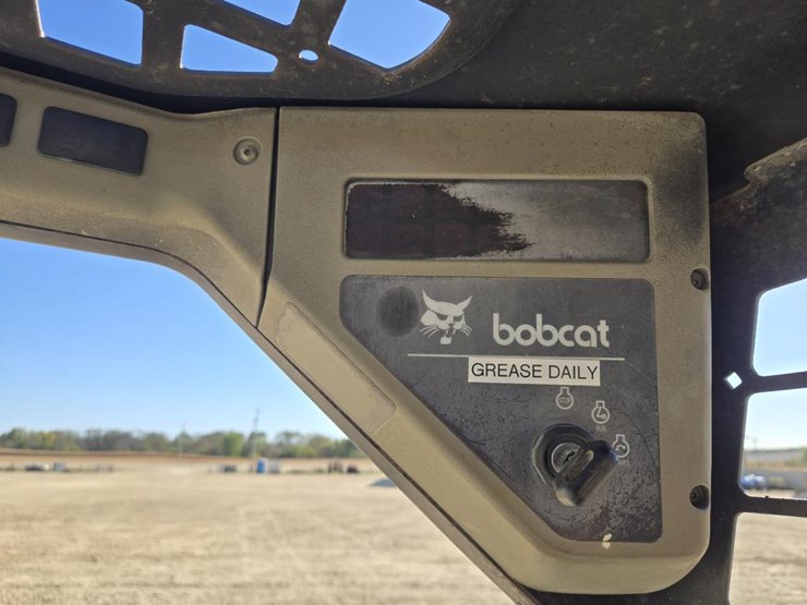 bobcat-873-image-17
