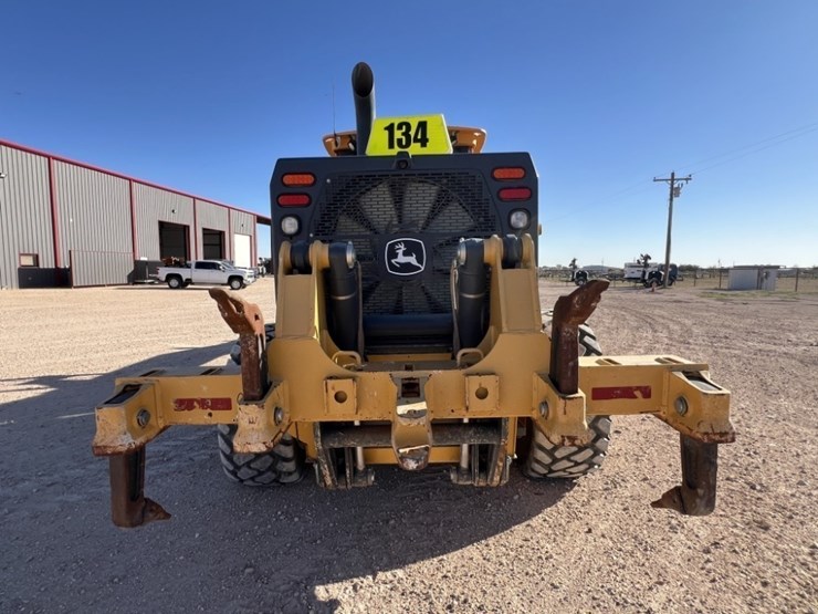 2018-deere-872gp-image-4