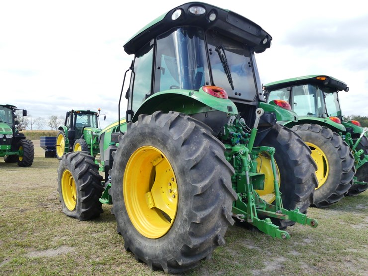 2018-john-deere-5125r-image-4
