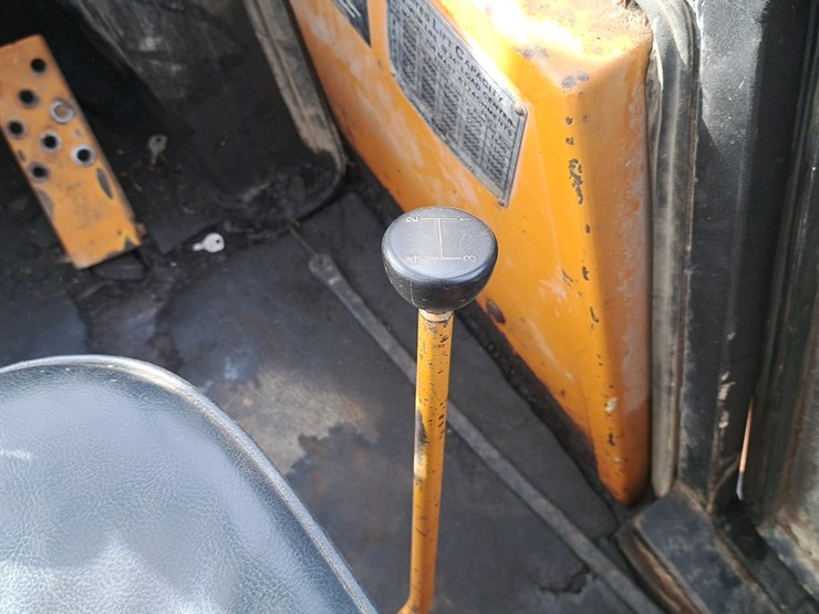 #252-•-cds-708d-forklift-image-12