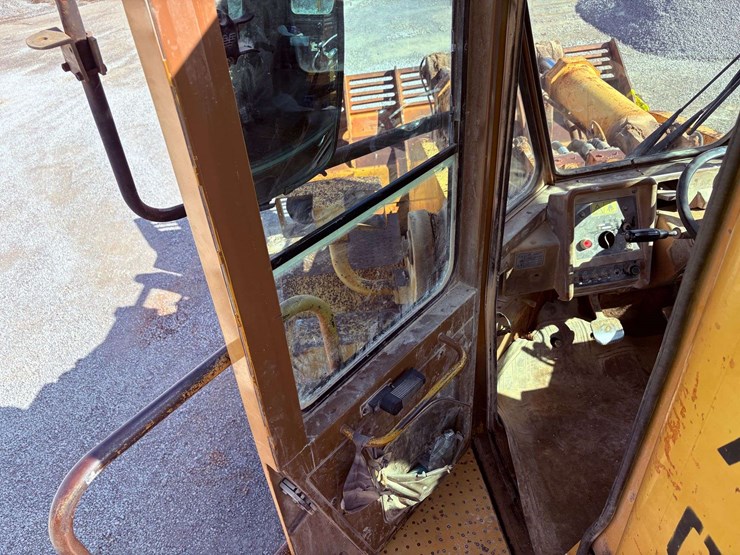 1984-caterpillar-988b-image-50