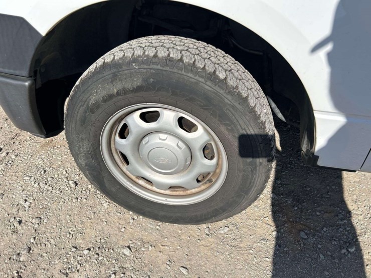 2011-ford-f150-image-23