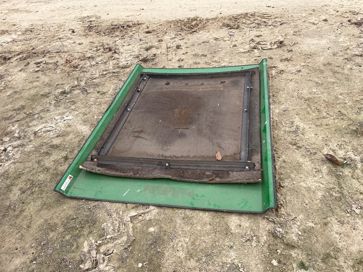 john-deere-3032e-image-90