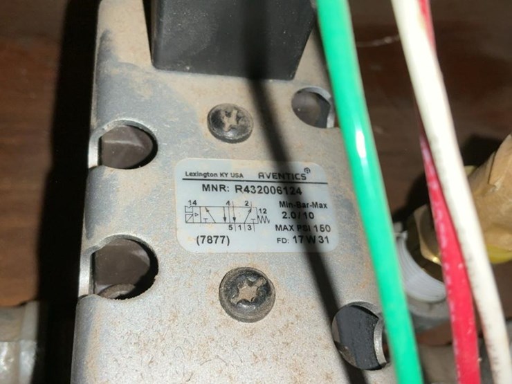 #752-•-bushings,-sprockets-and-miscellaneous-parts-image-21