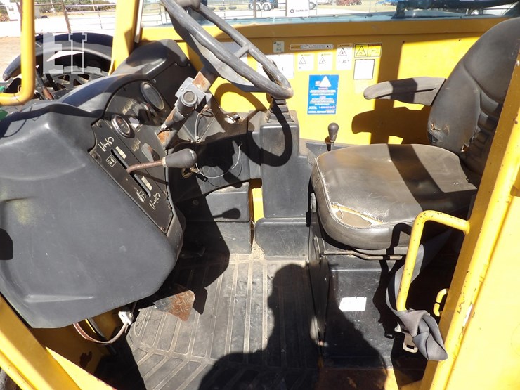 caterpillar-tl642-image-15