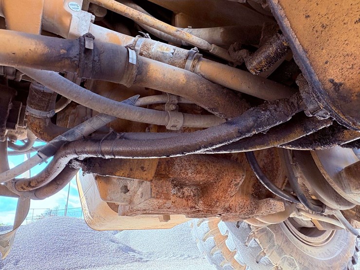 1995-caterpillar-769c-image-25