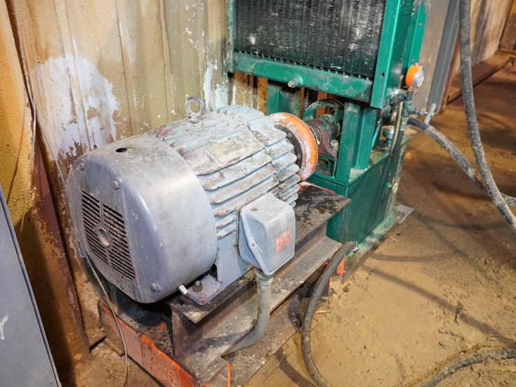 #117-•-tyrone-berry-carriage-drive-image-8