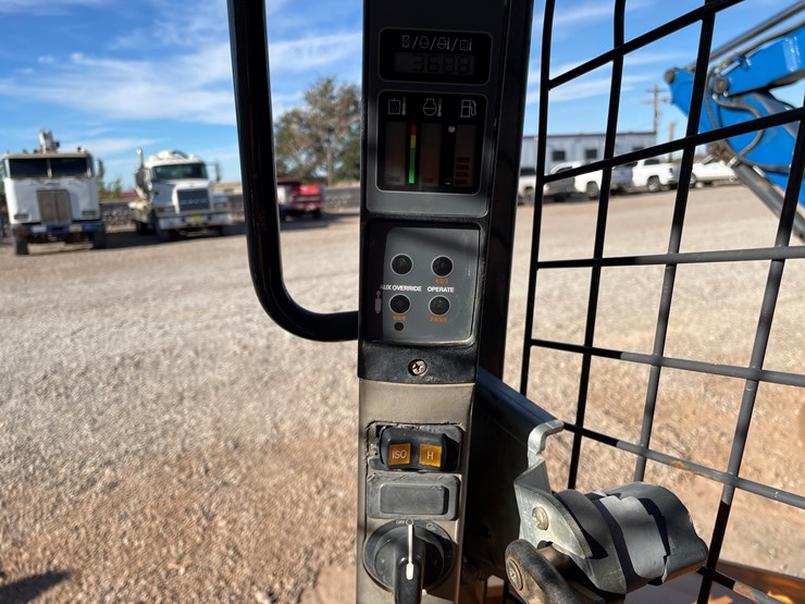 2015-case-tr270-image-9