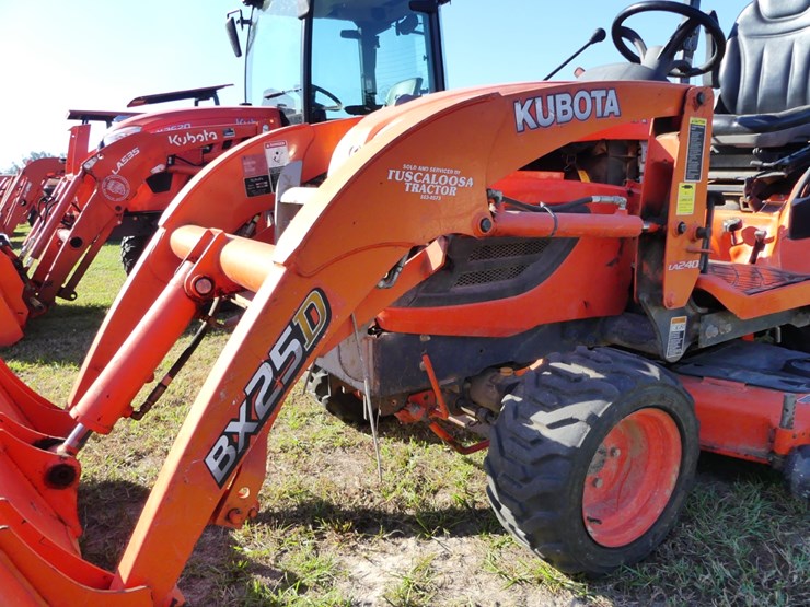 2014-kubota-bx25d-image-12