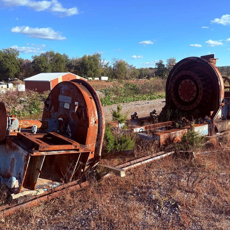STEDMAN 52" Portable Cage Mill