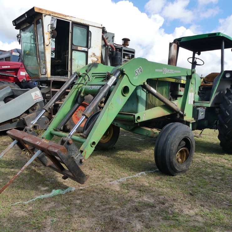 JOHN DEERE 4240