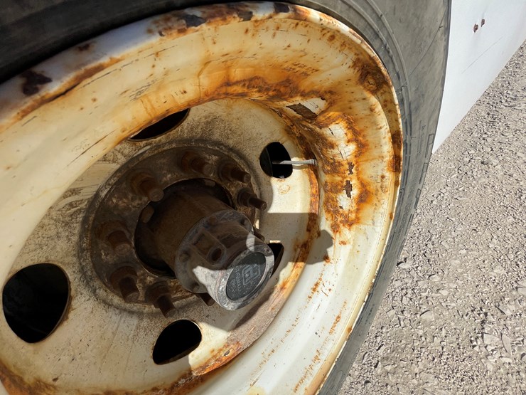 2018-great-dane-van-image-12