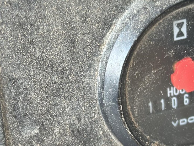 2005-volvo-l90e-image-53