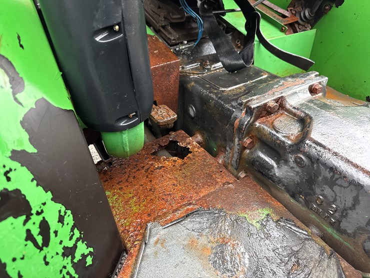 john-deere-5200-image-16