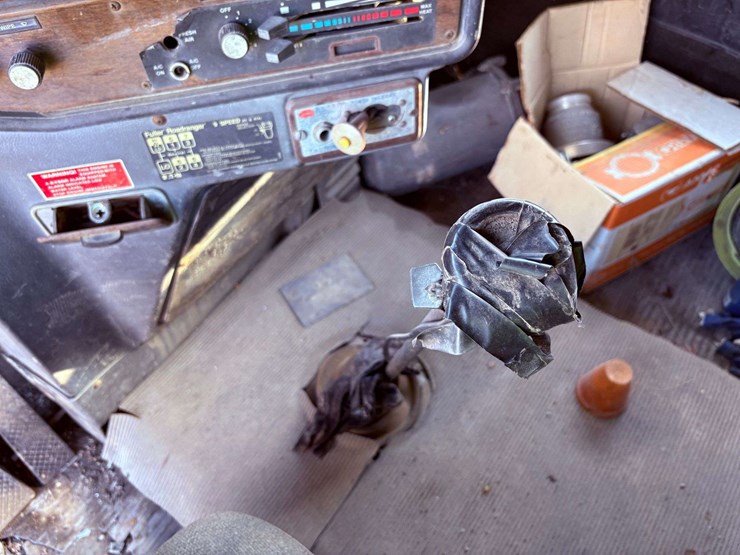 freightliner-t/a-water-truck-image-60