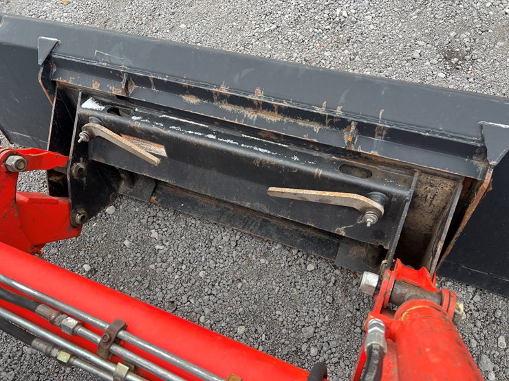 kioti-dk65s-image-12