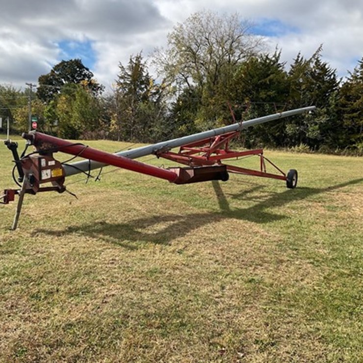 #56 • 1980 Westfild 8X62 Auger