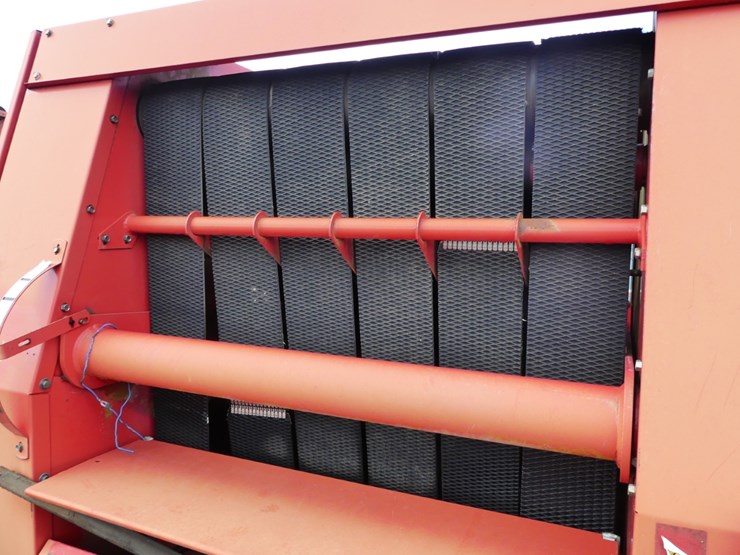 massey-ferguson-1745-image-9