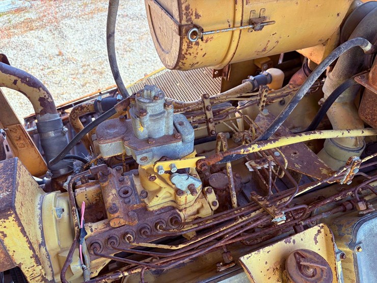 1984-caterpillar-d9l-image-46