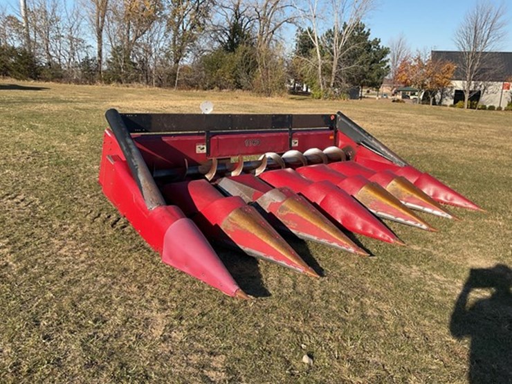 #63-•-ji-case-1063-corn-head-image-7