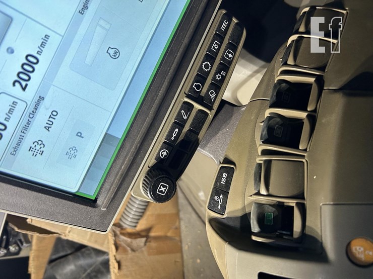 2022-john-deere-9r-590-image-72