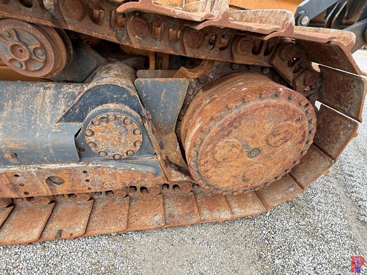 2014-case-2050m-image-10