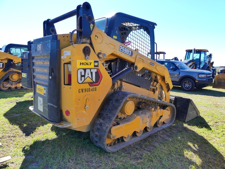 2022-caterpillar-259d3-image-4