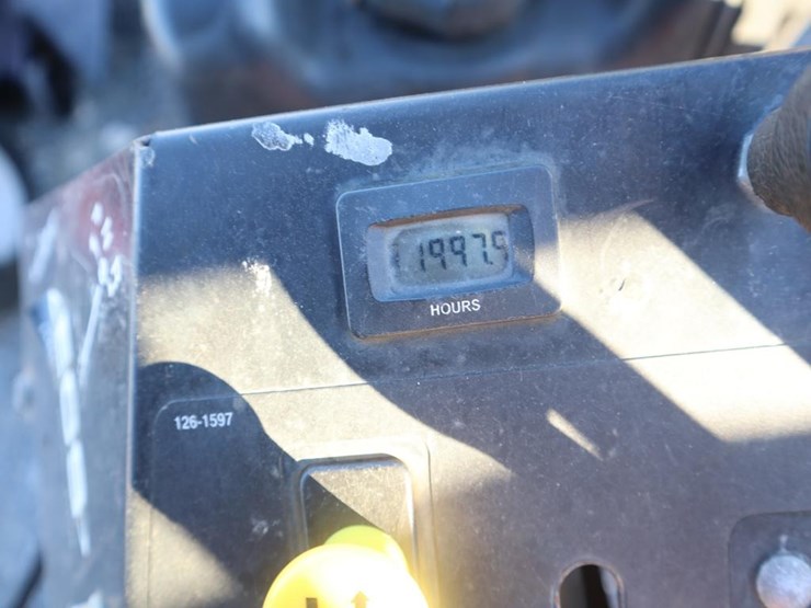 exmark-turf-tracer-walk-behind-mower-image-14