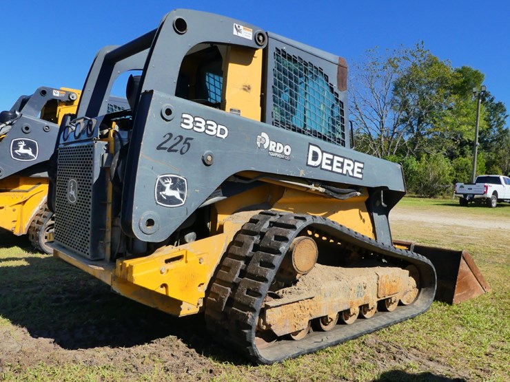 2012-deere-333d-image-4