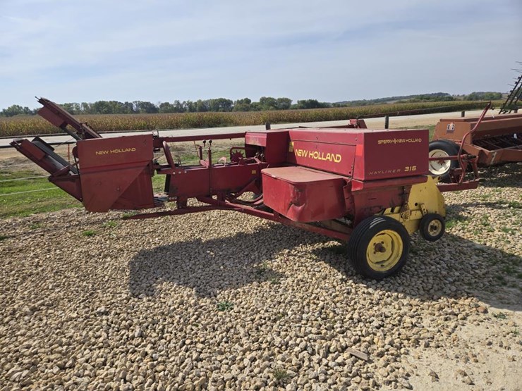 new-holland-315-image-11