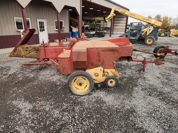 new-holland-268-image-2