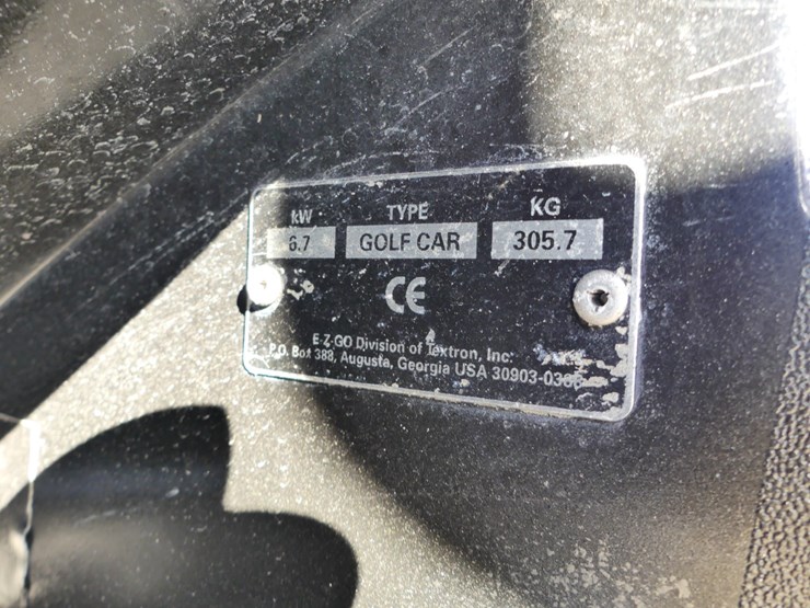 ez-go-golf-cart-image-12