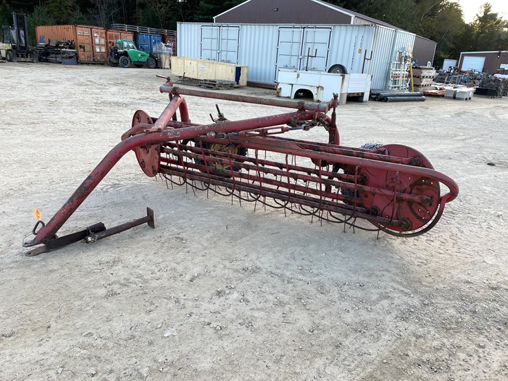 massey-ferguson-5-image-1