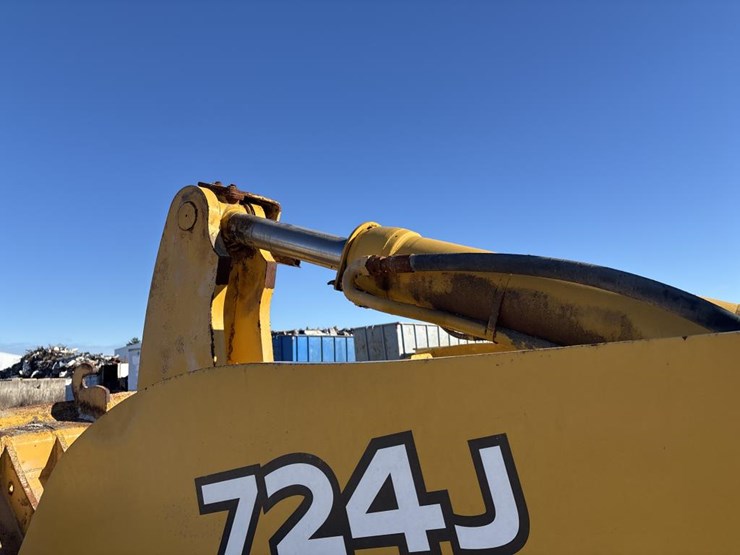 deere-724j-image-28