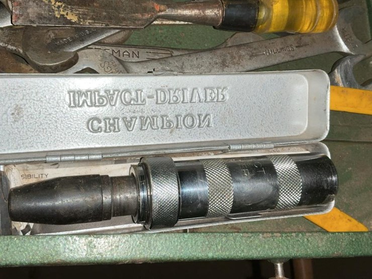 #108-•-miscellaneous-sockets,-wrenches,-and-assorted-tools-image-15