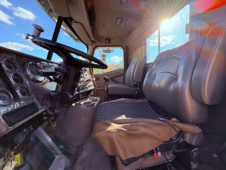 2007-international-paystar-5600i-image-50