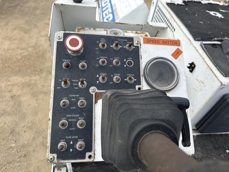 2009-roadtec-rp170-image-40