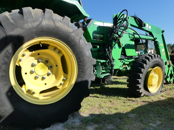 2014-john-deere-5055e-image-7
