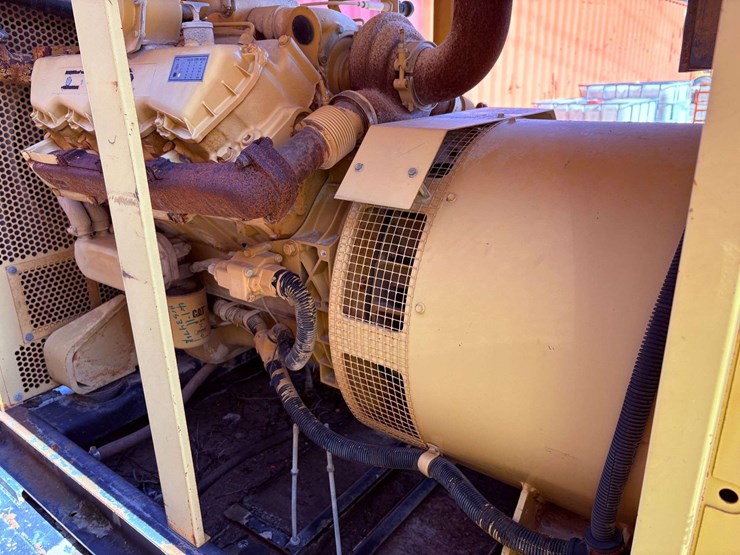 caterpillar-150-kw-image-18