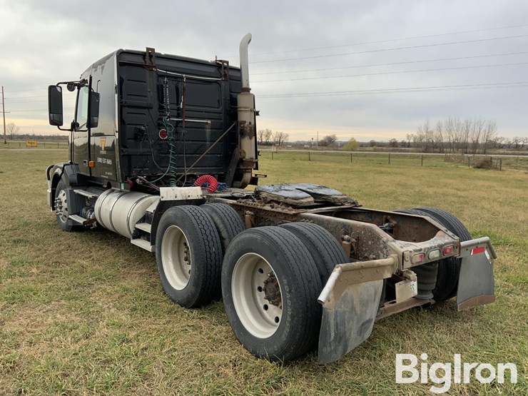 2006-volvo-t/a-truck-tractor-image-7
