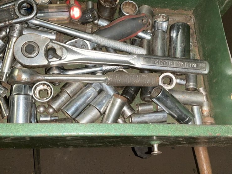 #108-•-miscellaneous-sockets,-wrenches,-and-assorted-tools-image-20