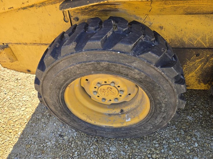 deere-5575-image-9