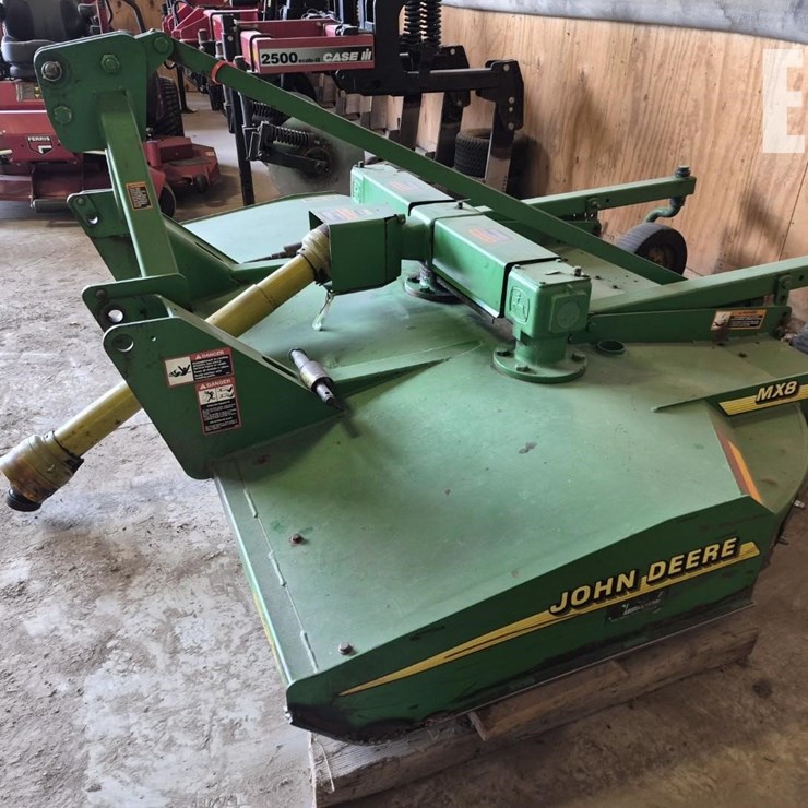 2002 JOHN DEERE MX8