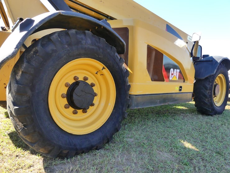 2015-caterpillar-tl642c-image-6