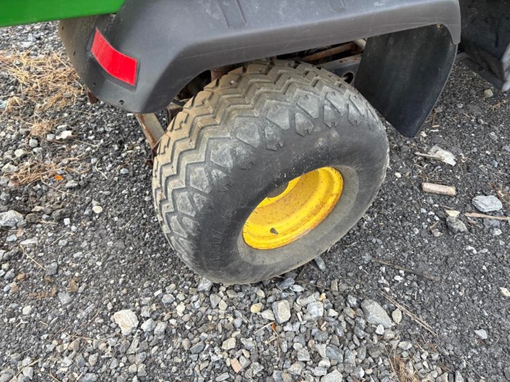 john-deere-gator-image-10