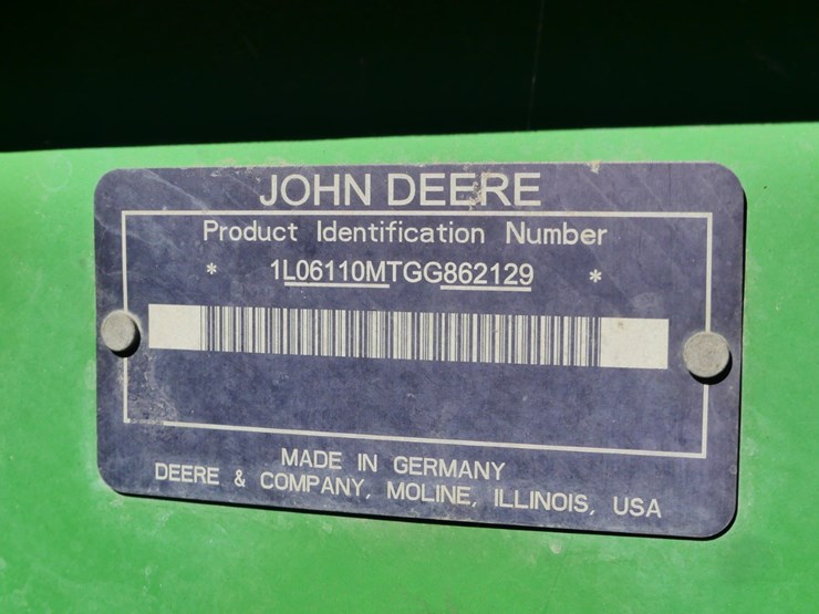 2016-john-deere-6110m-image-16