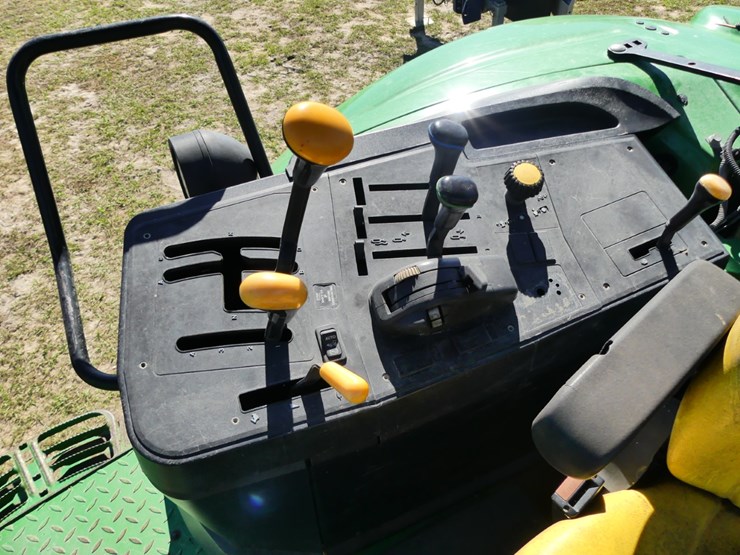 2019-john-deere-6145m-image-14