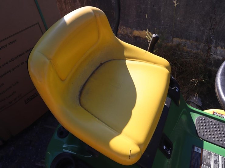 john-deere-d105-image-17