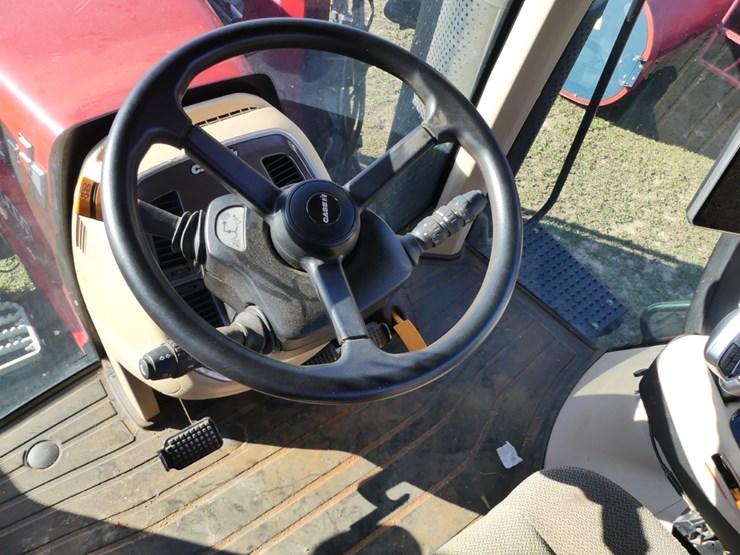 case-ih-magnum-200-image-18