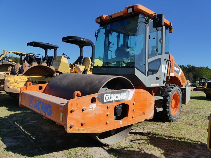 2018-xcmg-cv83pd-image-3